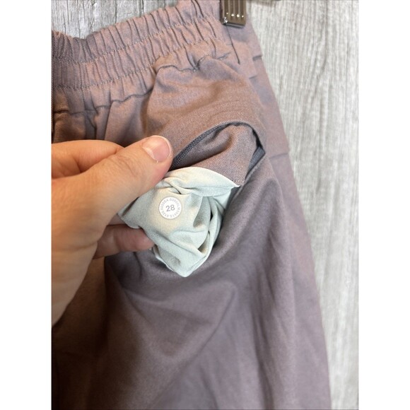 Lululemon Pants Trousers Mauve Color Tapered Slim Leg Pockets Size 28 - Picture 8 of 9